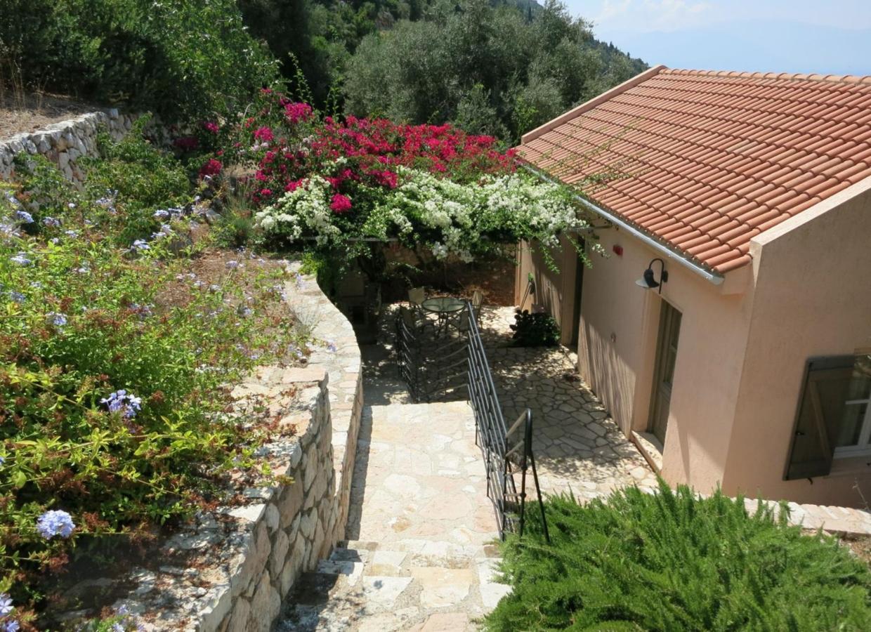 Lefki Villas 객실 사진